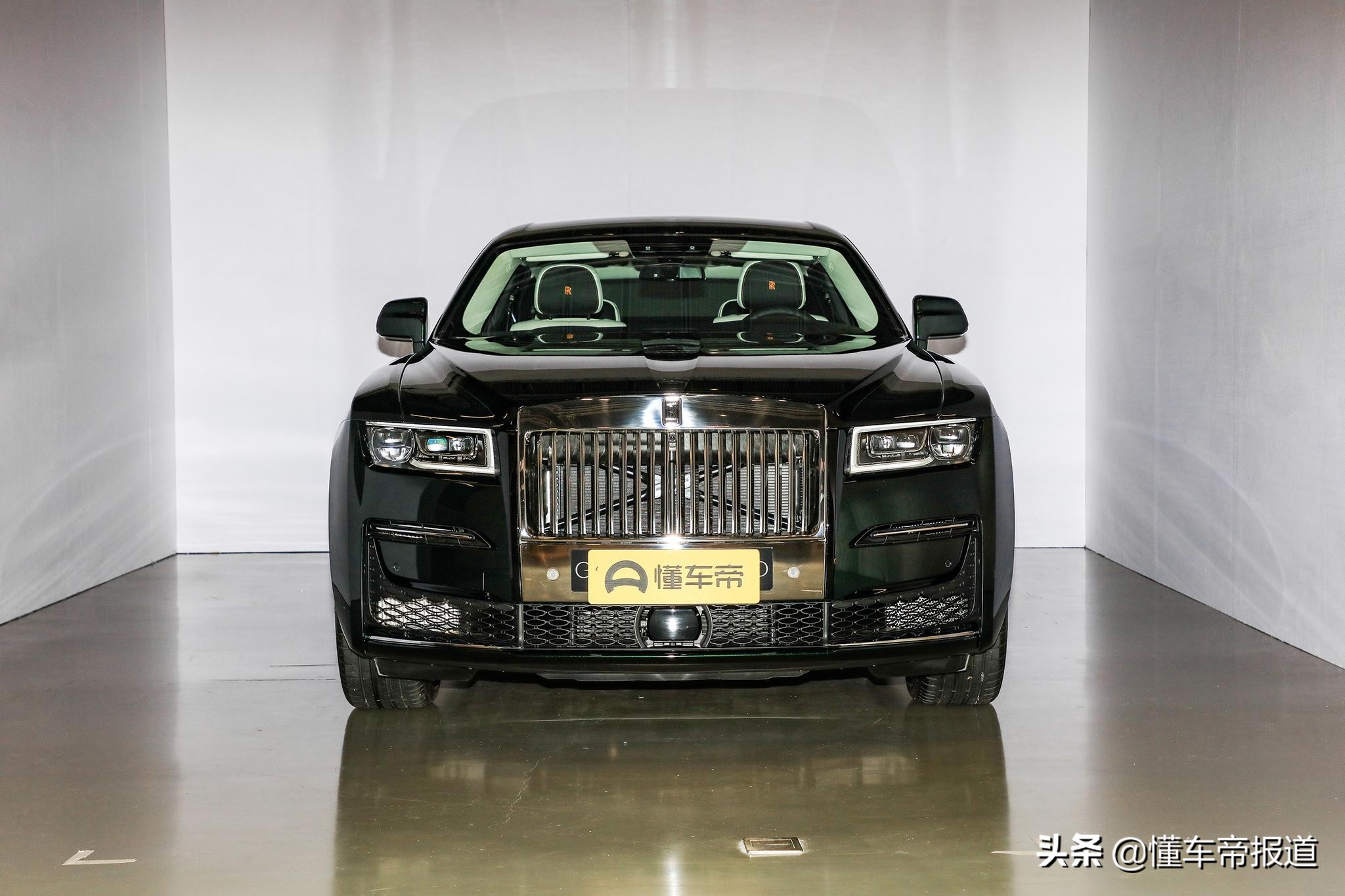 新车 </p><p>　　 售价473万元起 劳斯莱斯全新古思特正式上市