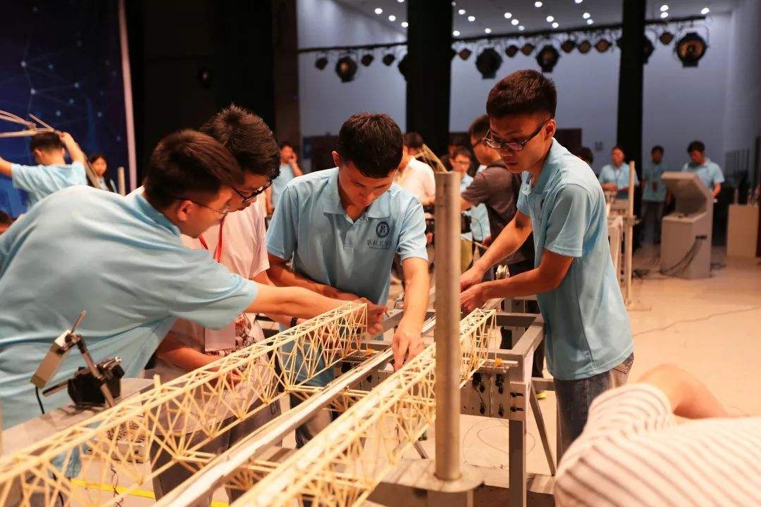 380万人票选，全国最受欢迎大学！重庆前20，有你学校吗？