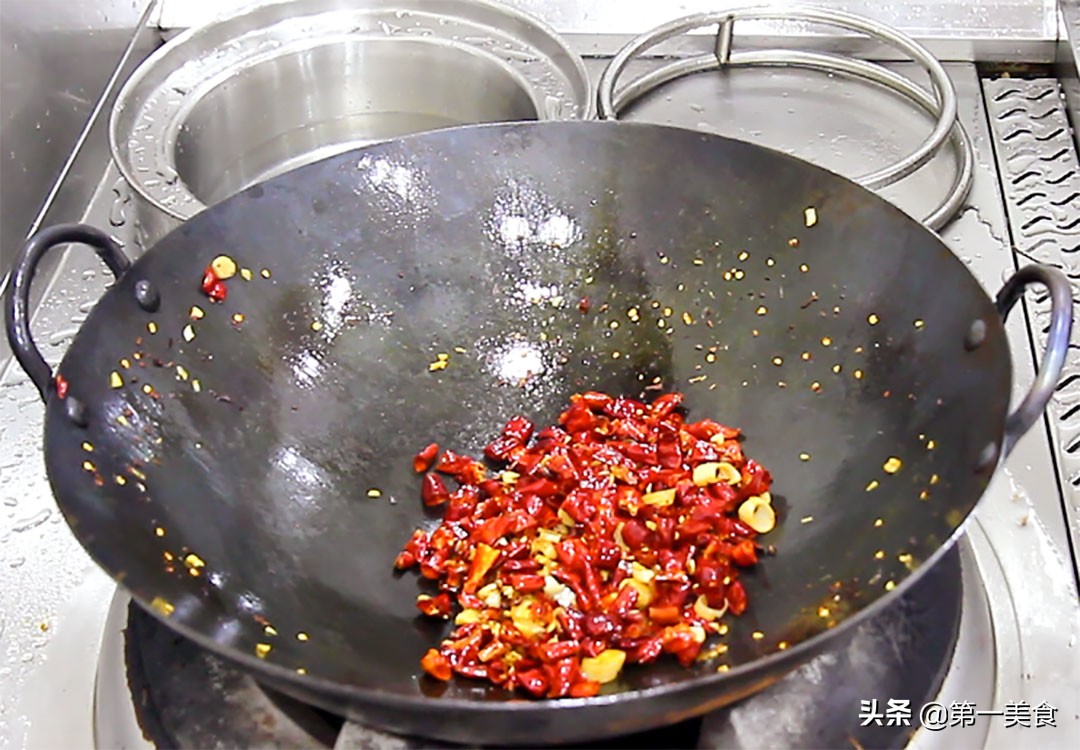 辣子雞塊,辣子雞塊的做法 最正宗的做法
