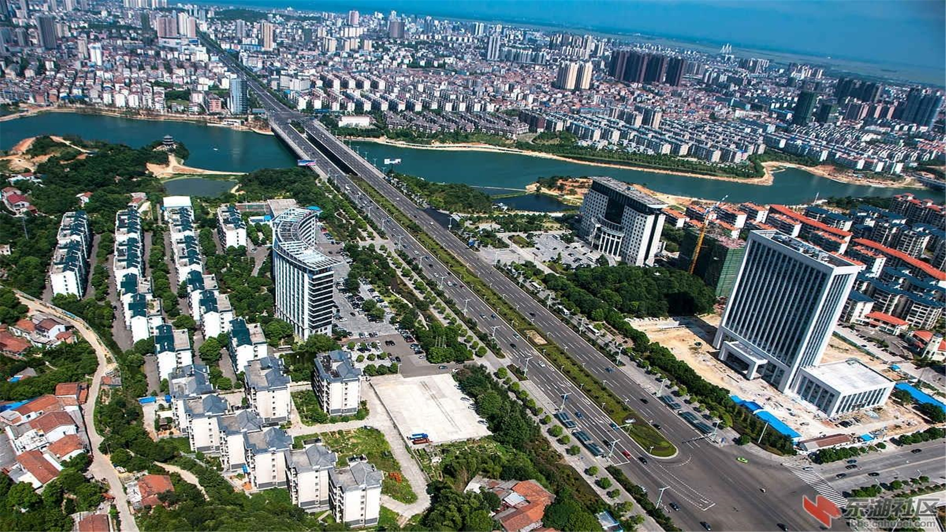 湖南这3所大学厉害了，被“人民日报”点名表扬，专业前景好