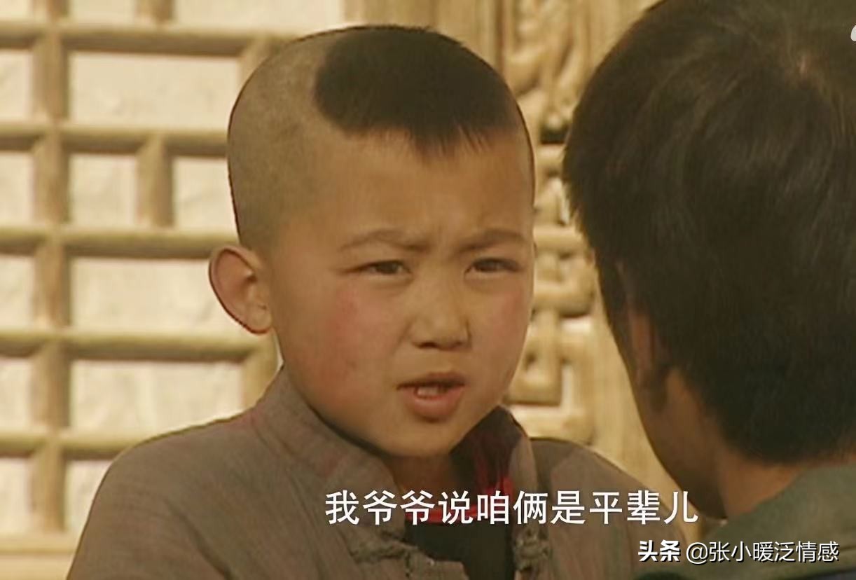《血色罗曼史》原著《临死前想吃酸汤饺子》的愚蠢者才是最悲惨的人。