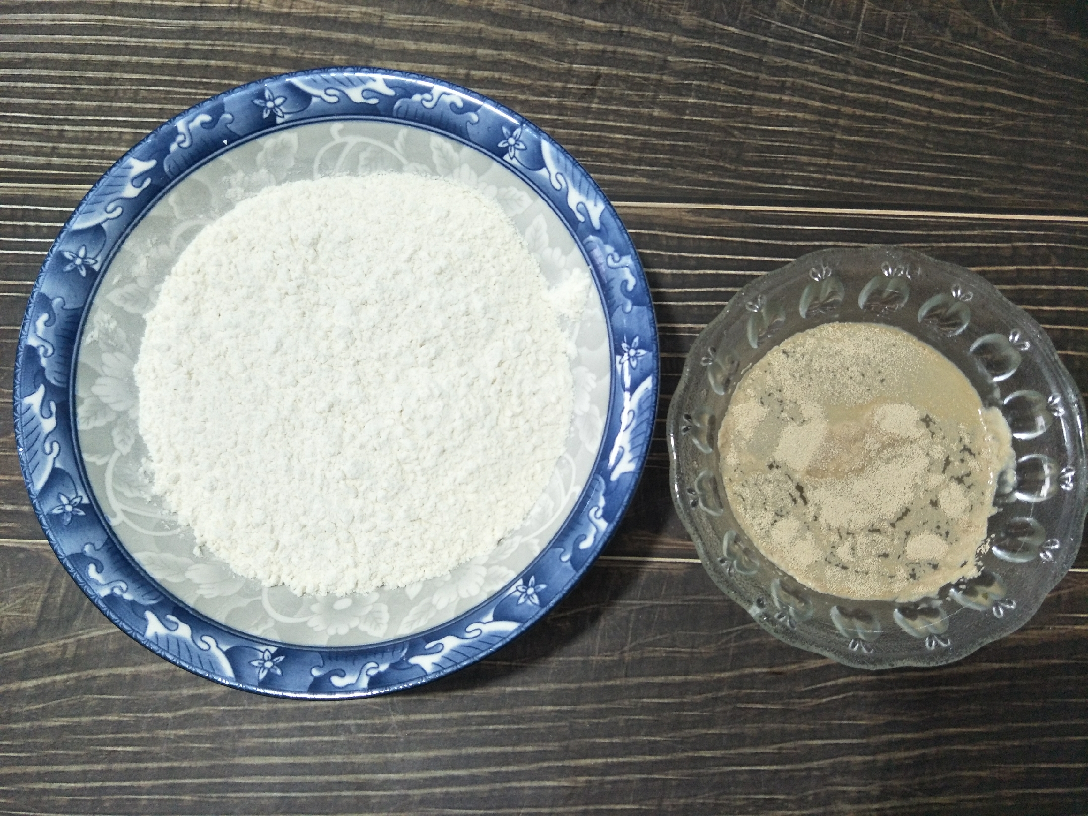 教你做香酥葱花饼，学会这个方法，外酥里嫩，凉了也不硬