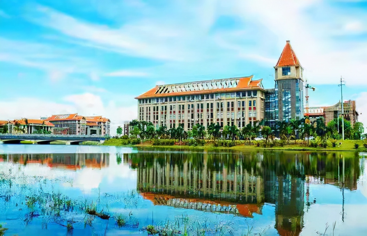 这所高校“改名”失败，今年招生无人报考，直接出现断档