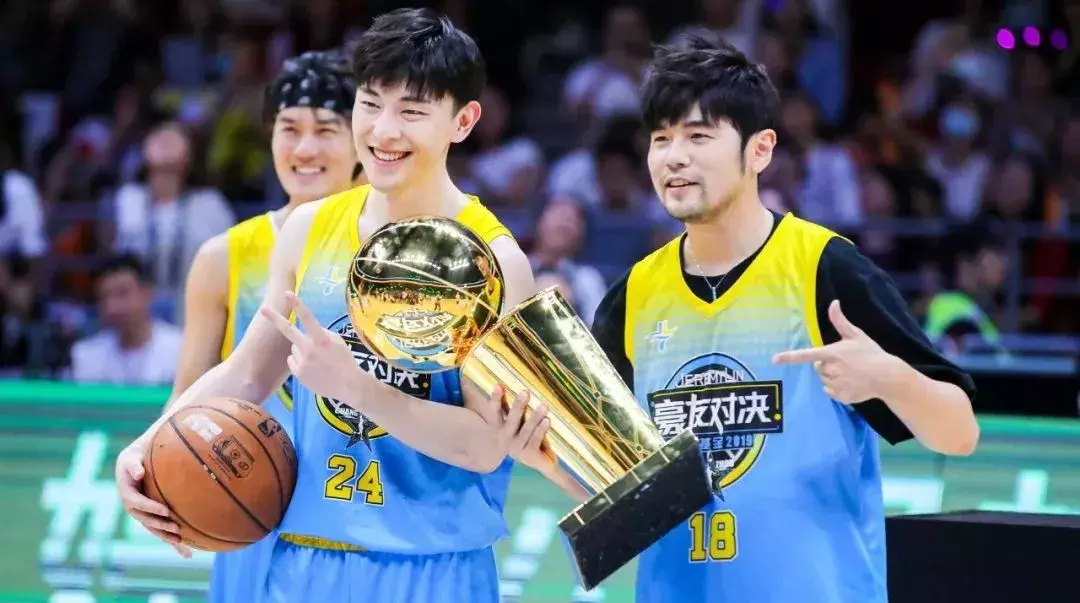 为什么nba找蔡徐坤(NBA新赛季小动作让我明白，为什么愿与蔡徐坤合作)