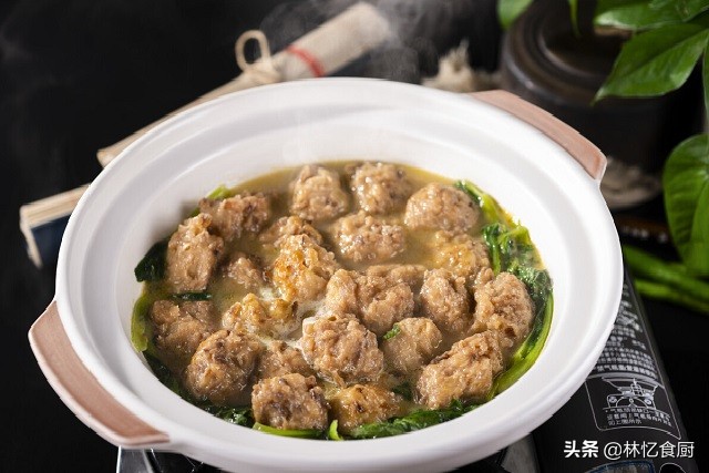 水煮丸子的家常做法（美味简单的清水丸子的烹饪指南）