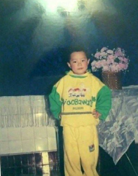 重庆工商大学的校草（从普通人一跃成为当红流量小生）