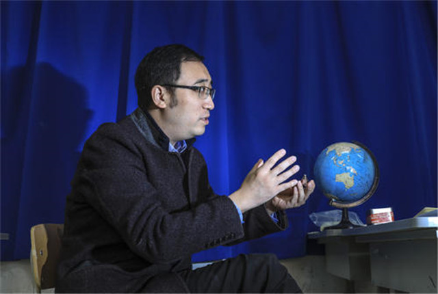 网红老师李永乐：本科北大、硕士清华，接连求职失败后作何选择？