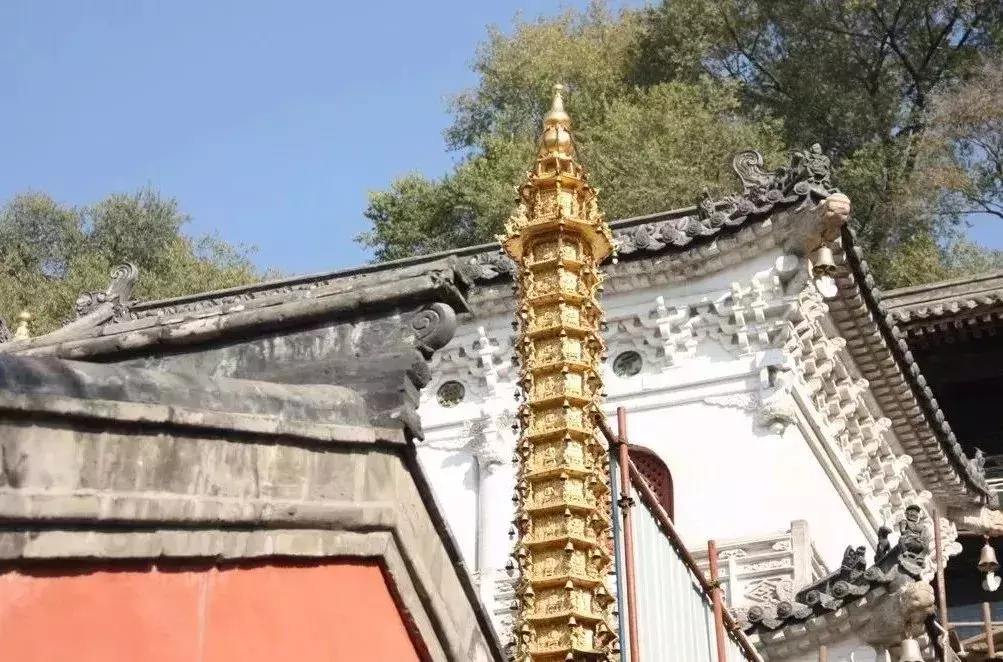 五台山最古老的寺院——显通寺