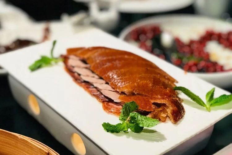 北京土著：吃烤鸭千万别去全聚德！这10家烤鸭才正宗！你吃过几家