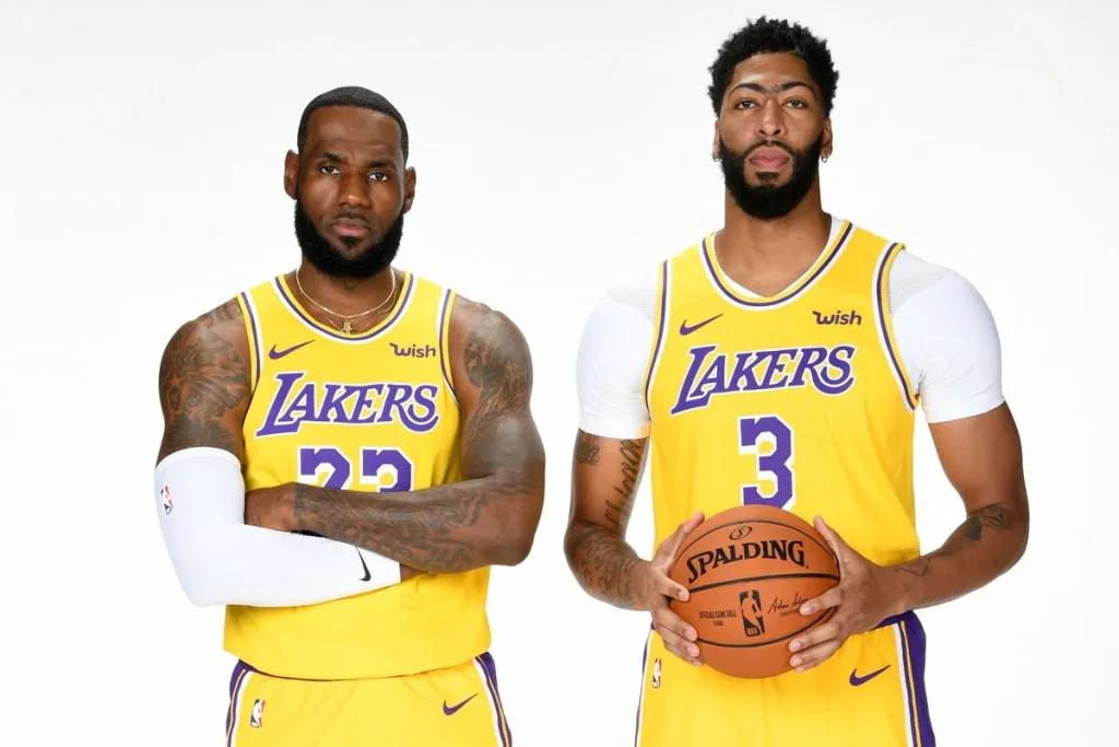 nba最强二巨头有哪些(美媒列出了NBA本赛季最强的十组双巨头，詹眉组合仅排第二)