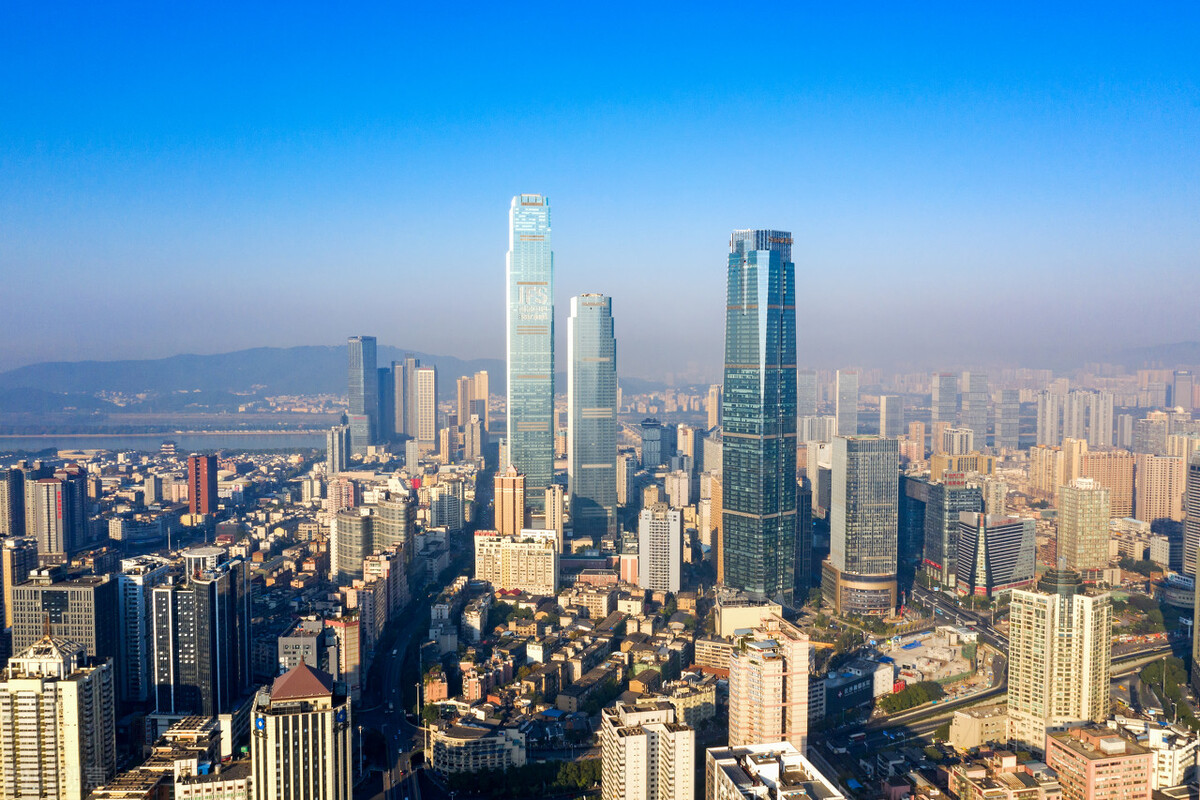 湖南省各市州2021年前三季度GDP：长沙突破9500亿，郴州增长较快