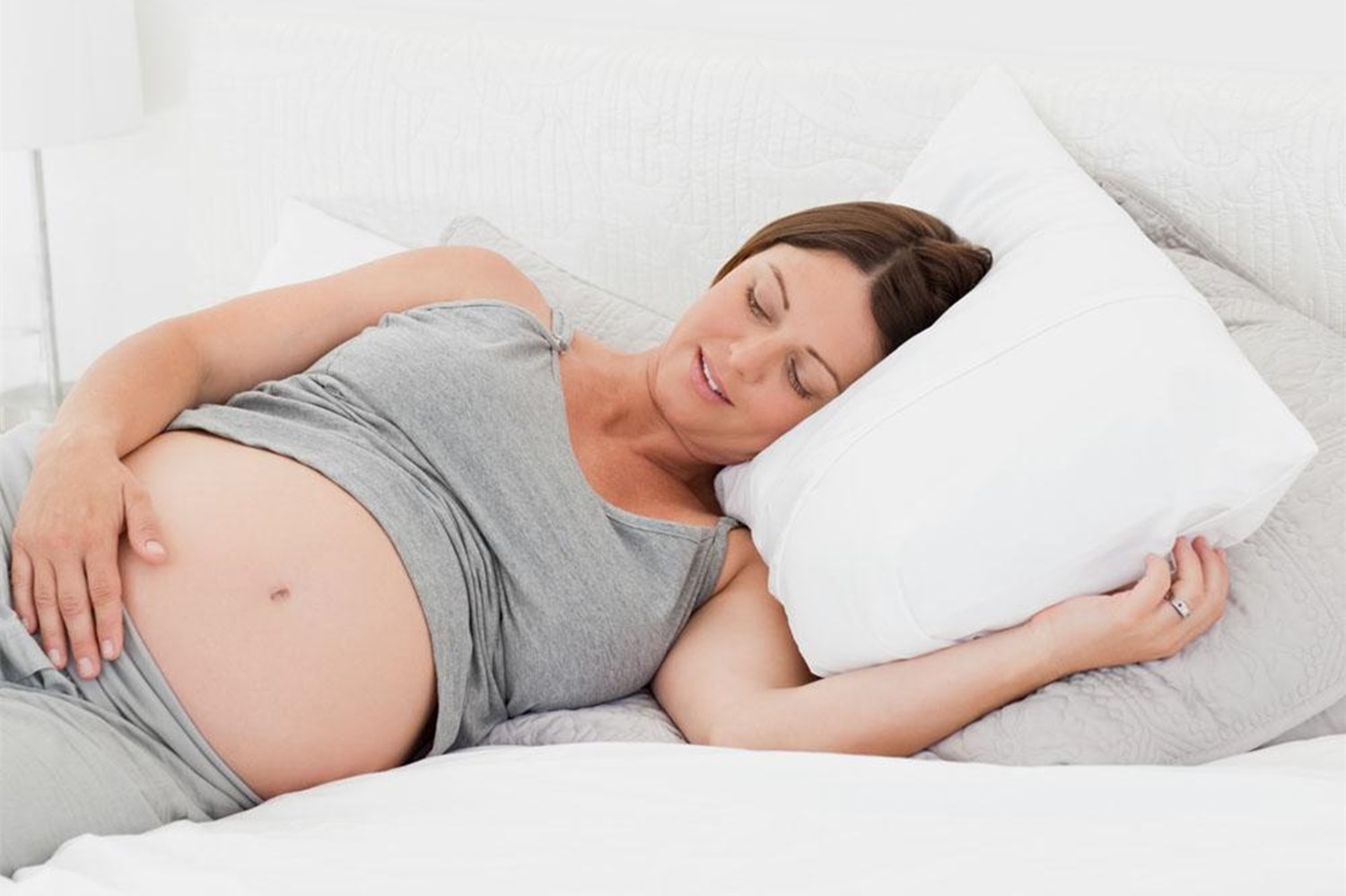 什么情况会导致胎儿缺氧，改掉三个坏习惯，让娃娃在肚子里更安全