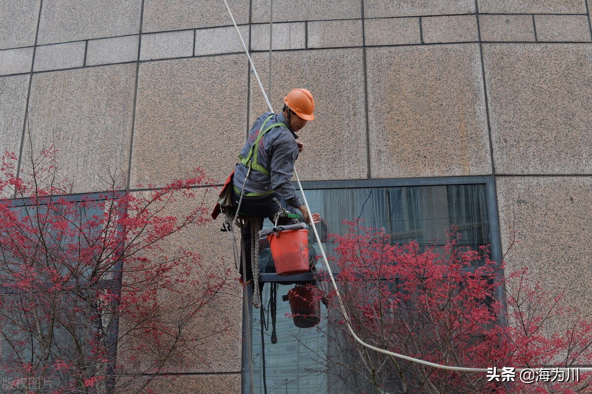 钱越来越不够花，工资增长永远追赶不上人们精神与物质奢求的步伐