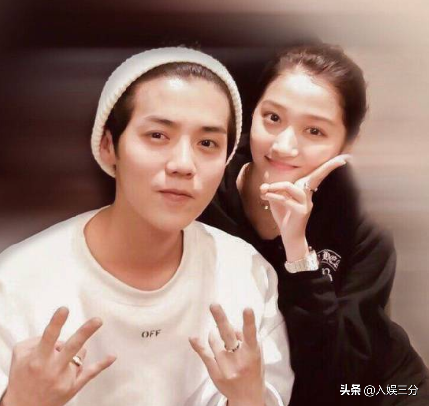 23岁关晓彤被曝延期毕业，和鹿晗恋爱影响学习，网上再添“实锤”