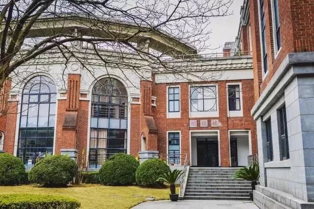 华东地区的法学扛把子——华东政法大学