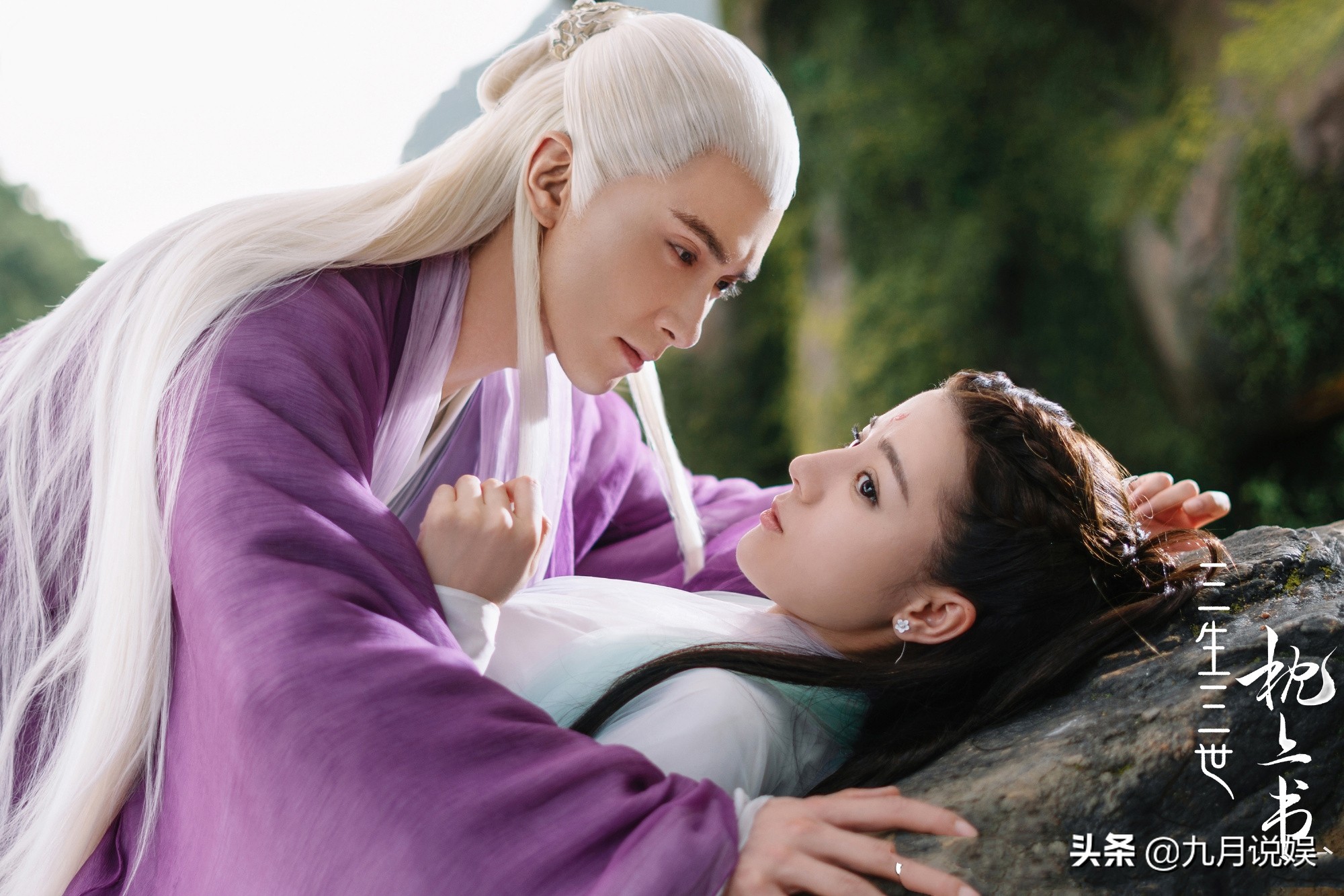 枕上书：帝君为何会委屈自己到青丘做女婿，因这3点他乐在其中