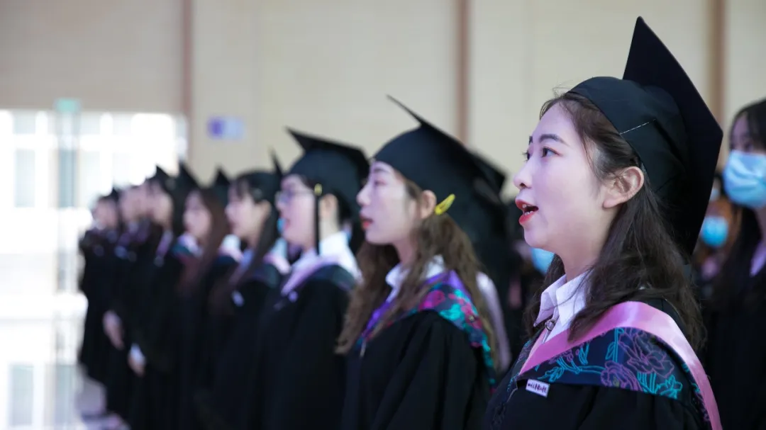 川大锦江学院举行2021年毕业典礼 同学：关上寝室门那一刻，我哭了