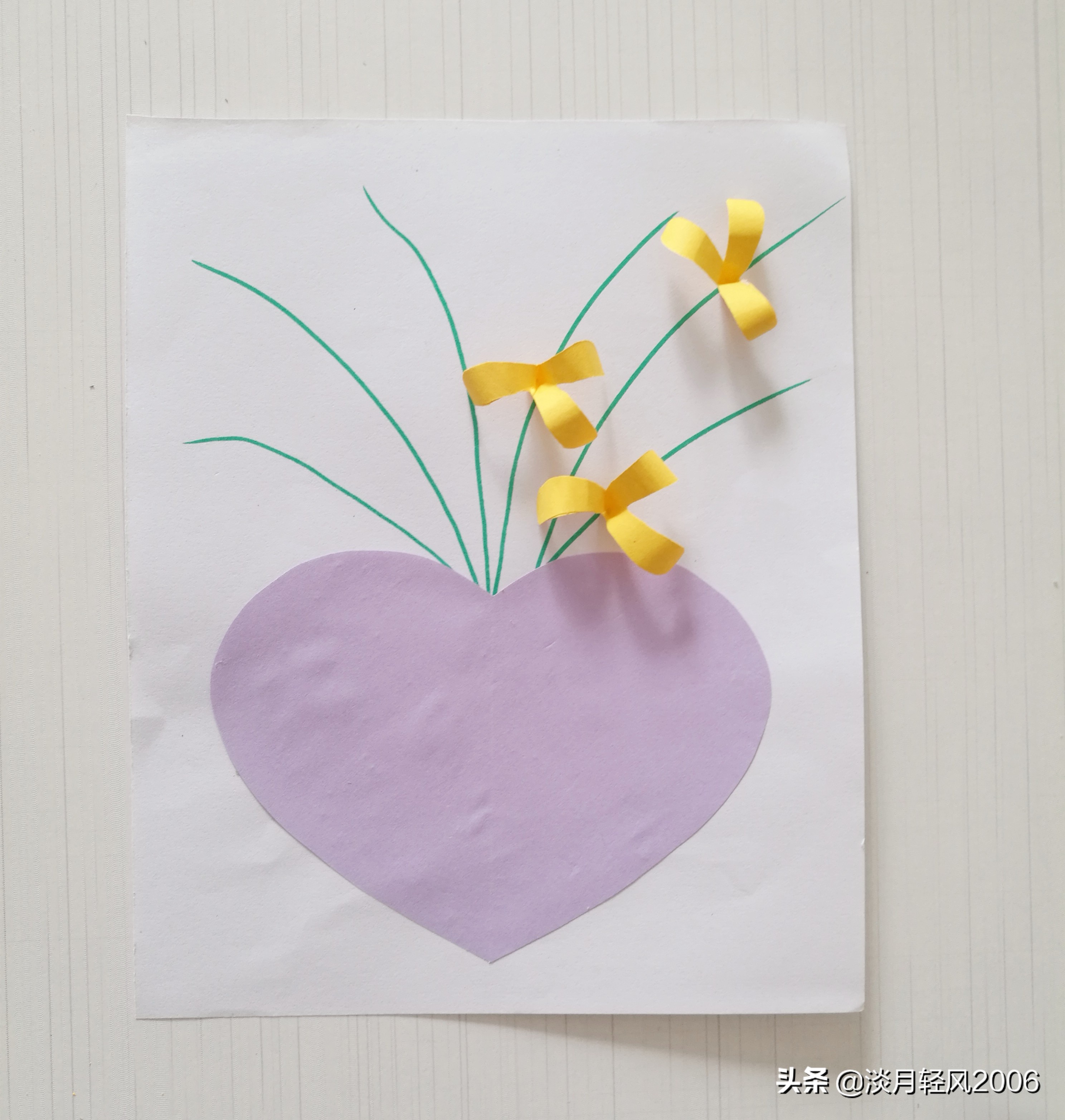 幼儿园手工，自己动手用卡纸做清新小花爱心贺卡，可以当手工作业