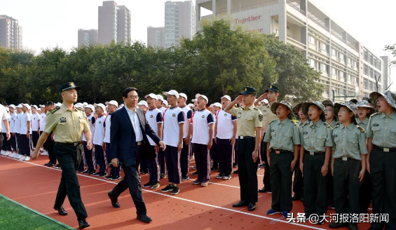 洛阳二外2019年新生国防教育暨入校课程闭营仪式圆满收官