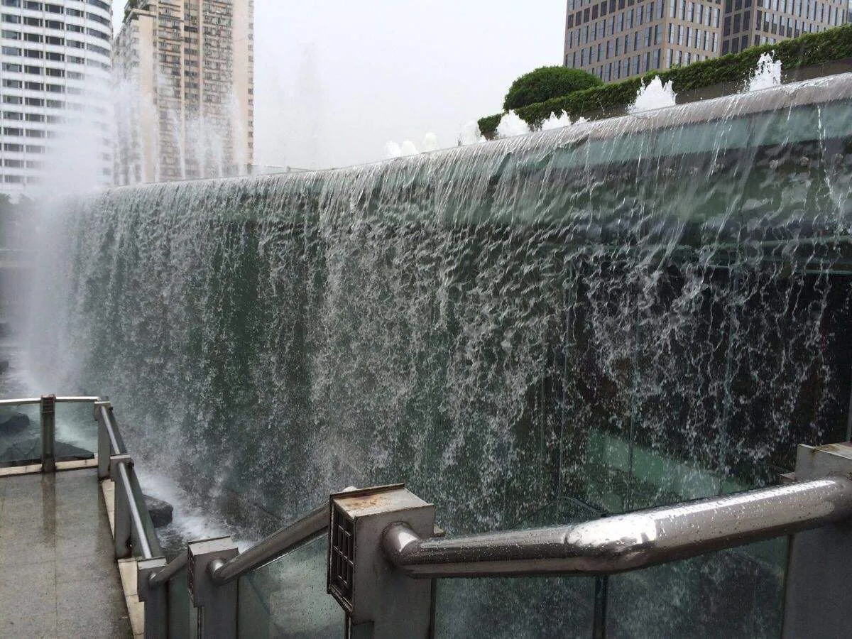 广州夏天适合逛街的室内商城广场（2）