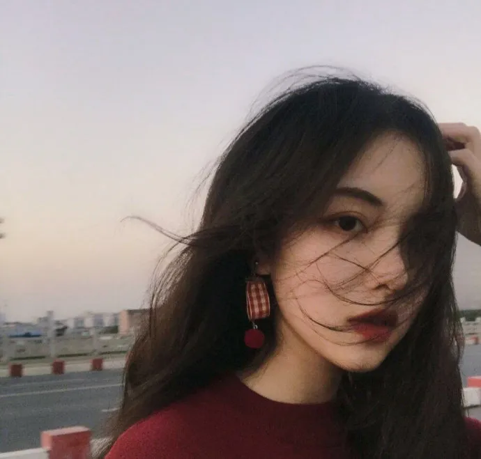 触及底线，请绕行；莫探深浅，慎触禁区