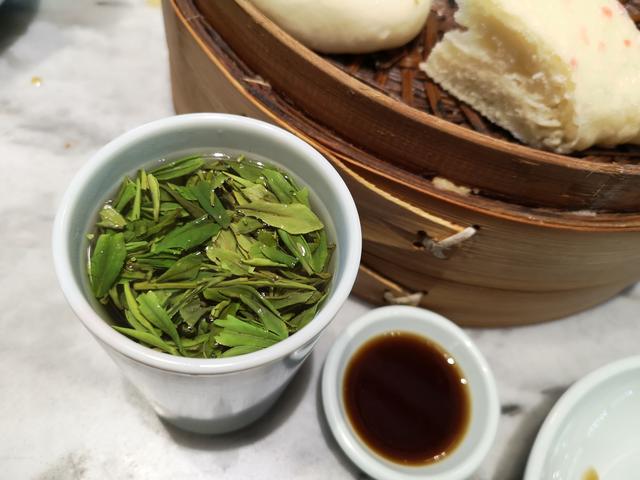 一片吃心在扬州，千古淮扬味悠悠