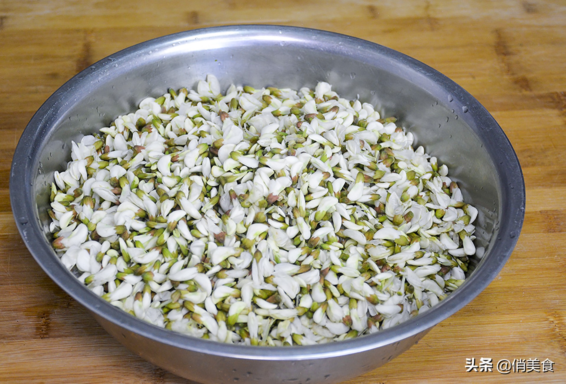 蒸槐花怎么做_蒸槐花的做法_豆果美食