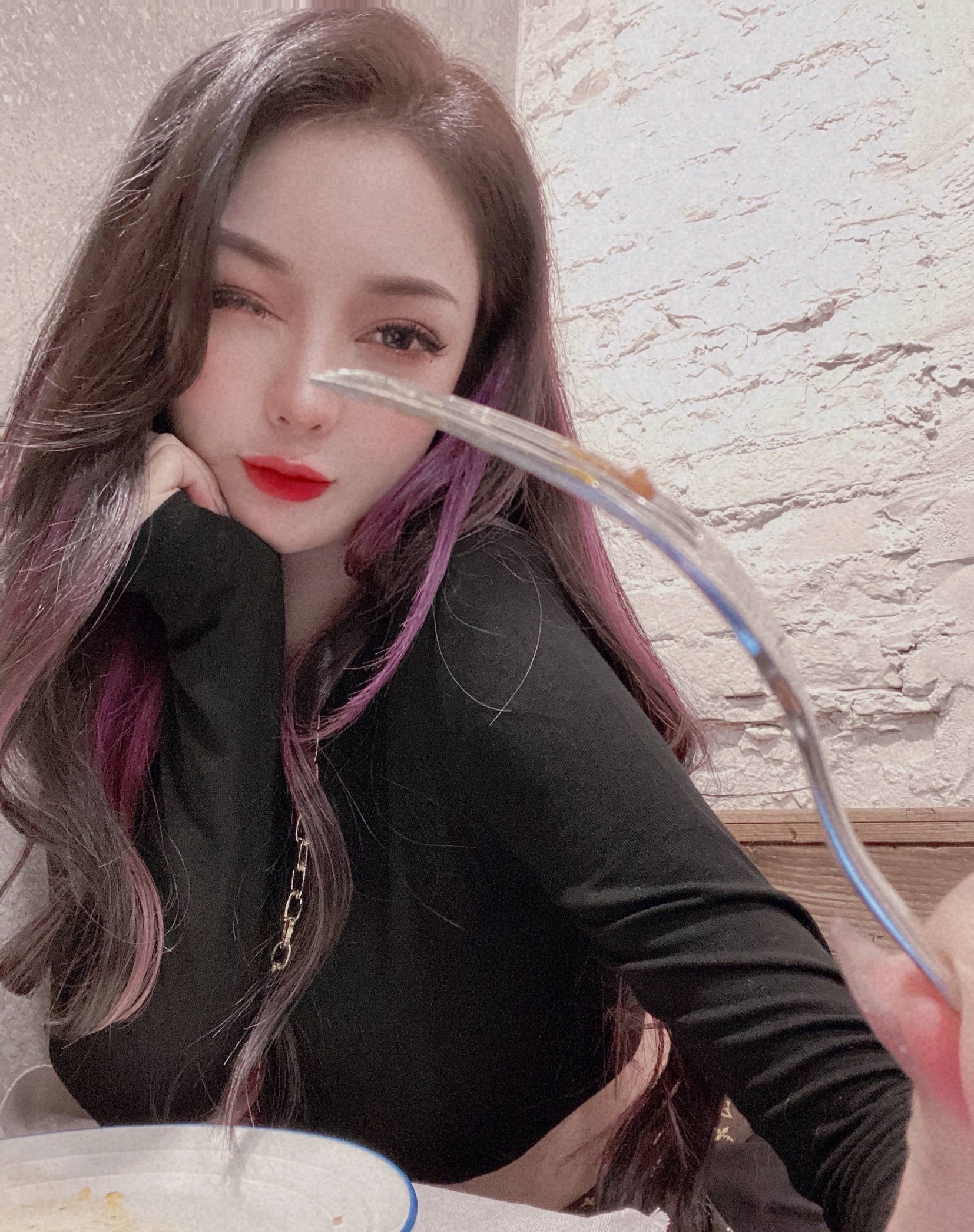 郭美美的钱哪里来的(郭美美是益阳哪里的?)-我的快乐小窝