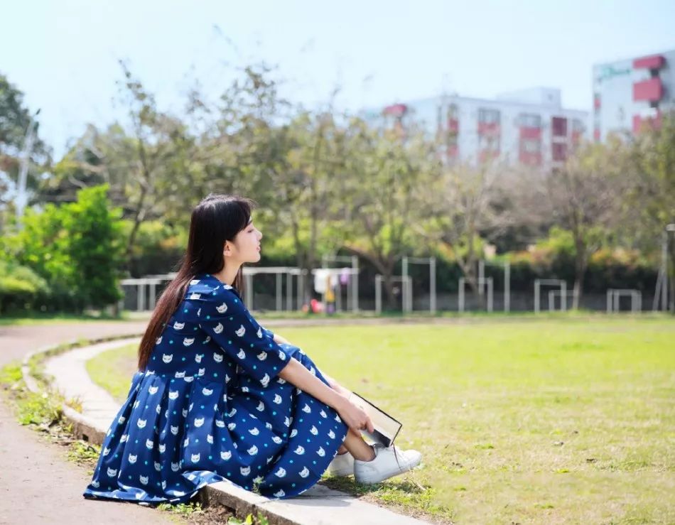 生活远比想象中艰难，但是你的爱也远比想象中更强大呀！