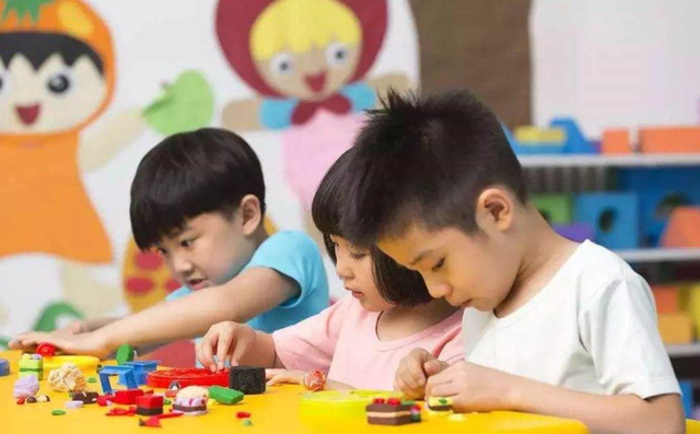 幼儿园全部取消？4岁的孩子直接上小学，教育部给出明确回应