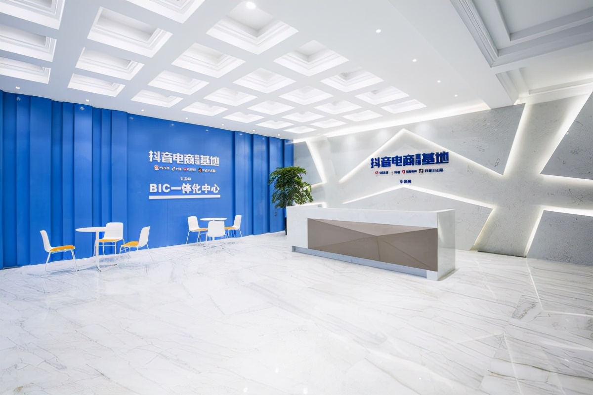 苏州抖音直播基地有了苏州抖音电商直播基地"直播带货"的"加成",吴江