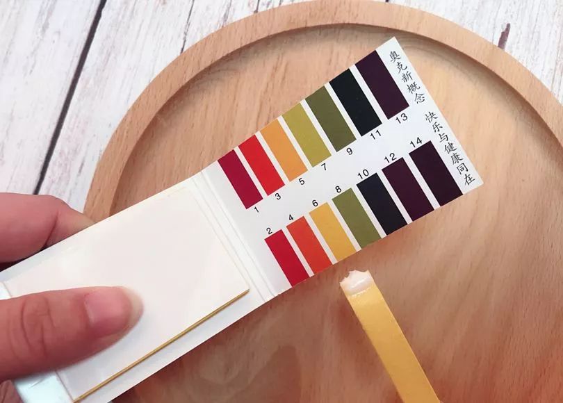 涂身体乳vs不涂身体乳，不仅皮肤差距大，原来“毛发”也跟着长