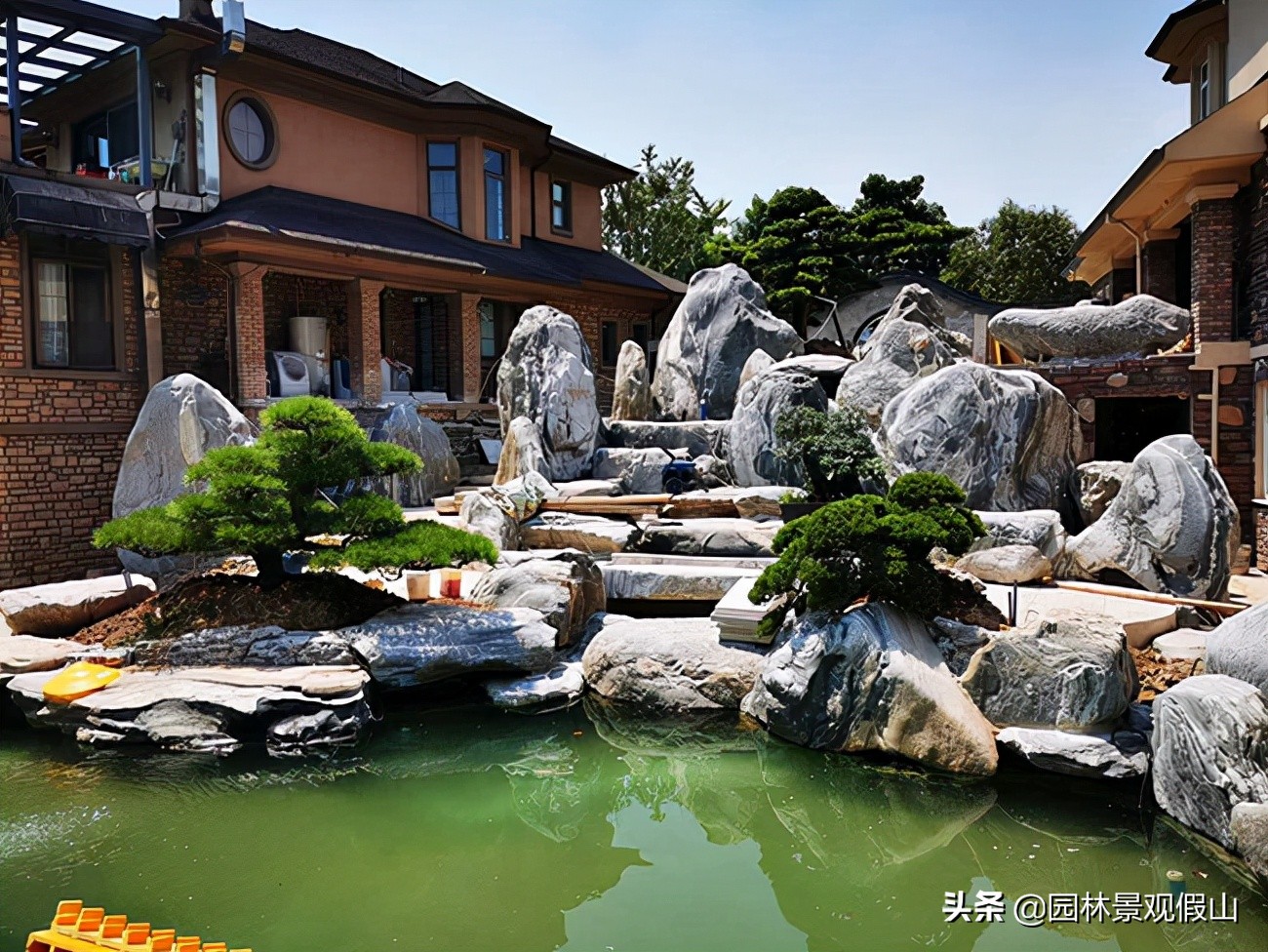 为什么庭院鱼池越来越受欢迎？听听设计师们怎么说