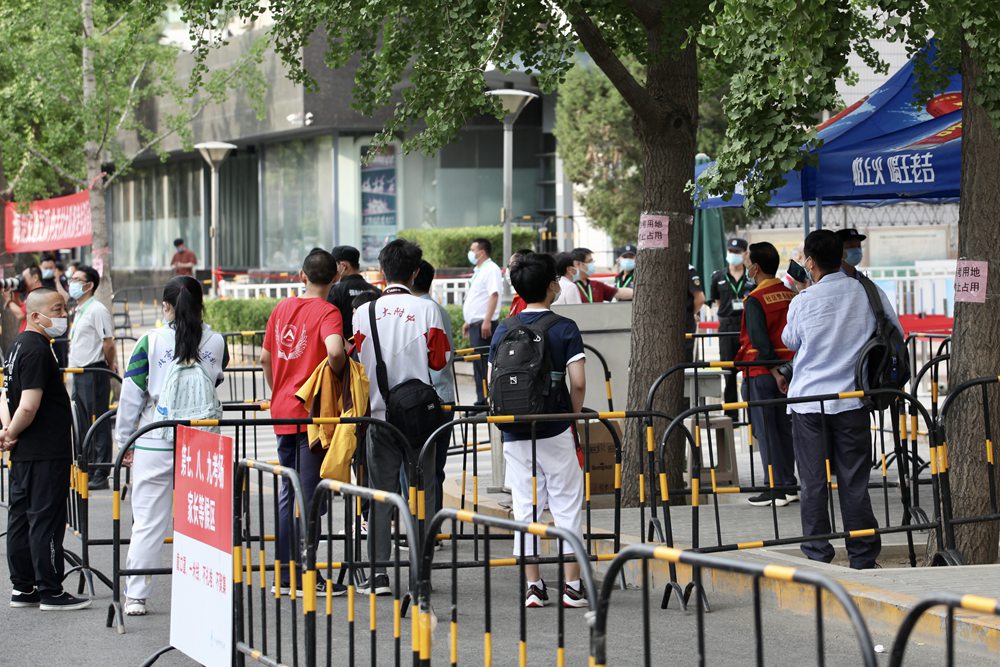 共享单车半路爆胎，福建一考生因此错过高考，真的是太让人心疼了