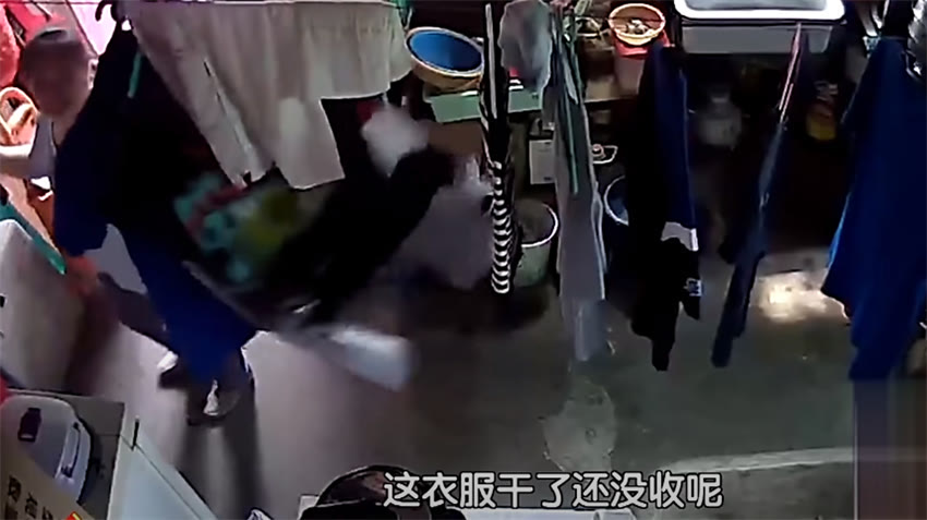 北京33㎡“澡堂房”,设计师爆改出4室3厅花园别墅！太值得了