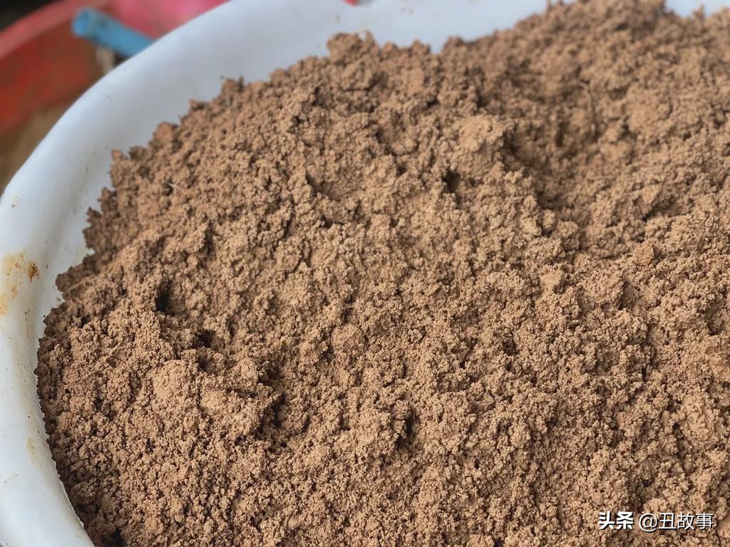 30岁辞职回乡学酿酒，父亲气得大骂