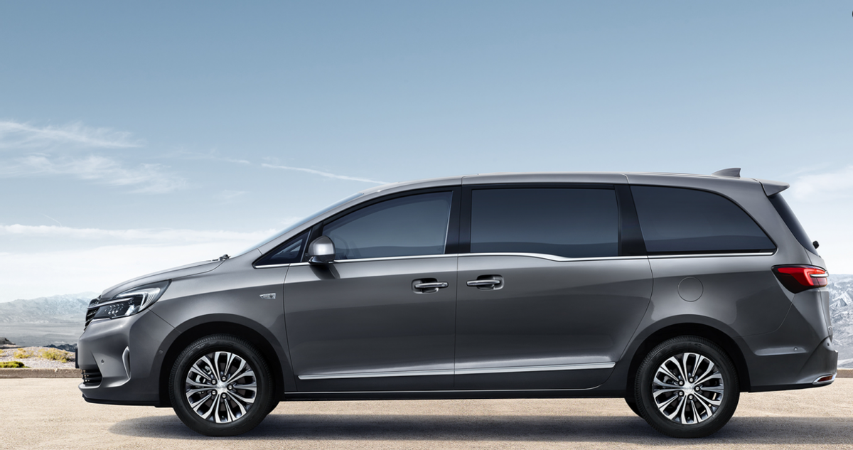 2022款别克gl8陆上公务舱上市,23.29万元起售,配置提升价格不变