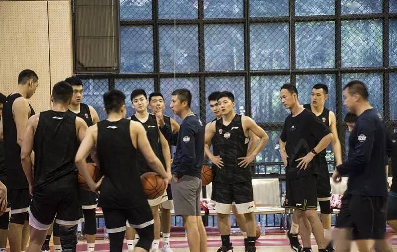 化州低调富豪：掌舵佛山多元化大型集团，身价64亿