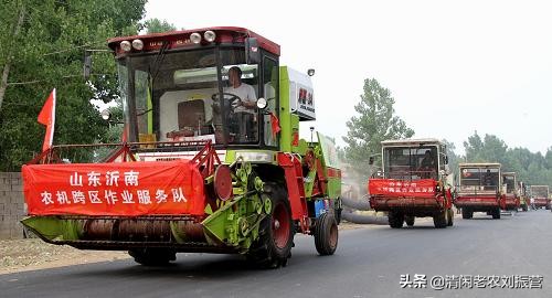 跨區(qū)機收是我國農機化一道永遠亮麗的風景