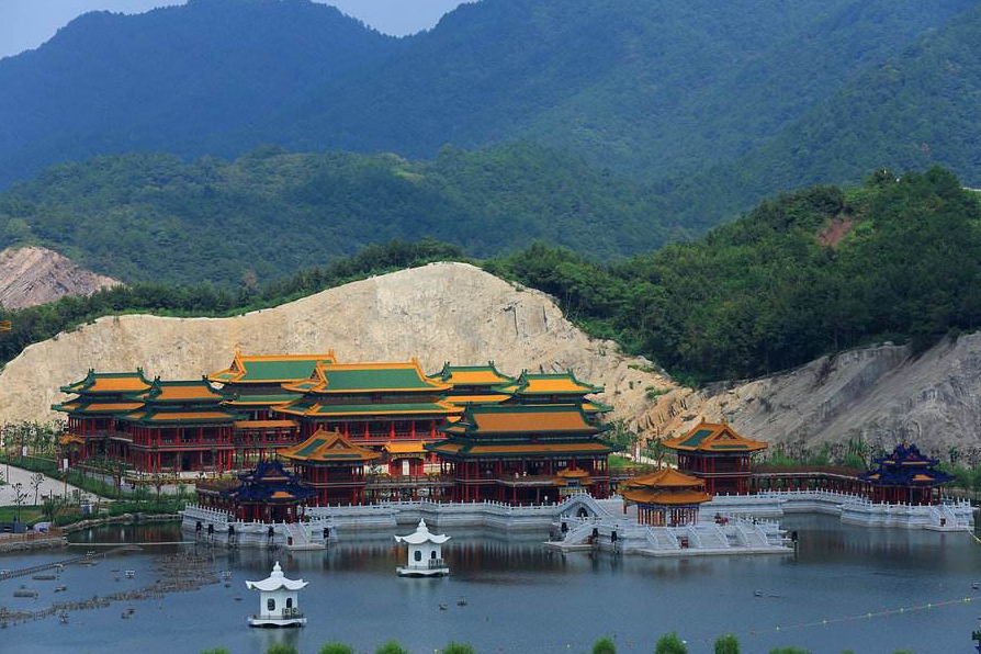 浙江又一大型公园，被称“新圆明园”，耗资300亿元门票135