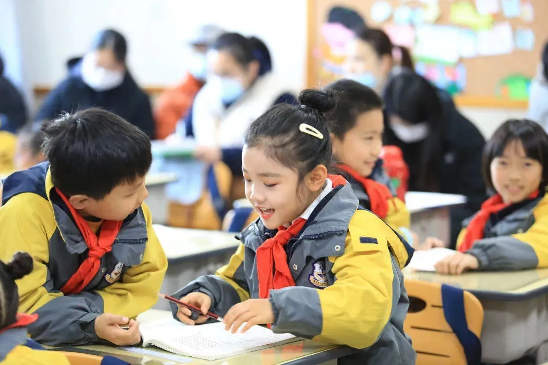 惊人速度崛起！这所九年制学校数学品牌太强了