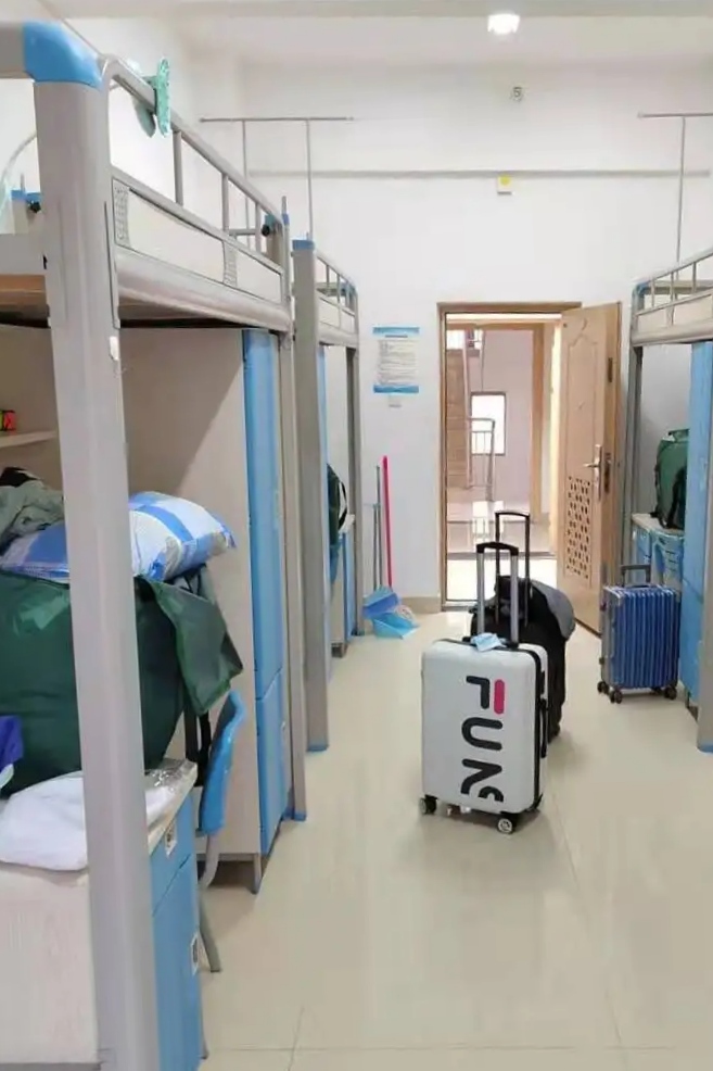 中科大酒店式学生宿舍，两人间、健身房、暖气空调