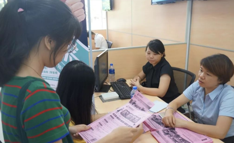 毕业生想要留校任教，至少需满足这3个条件，不然很难实现