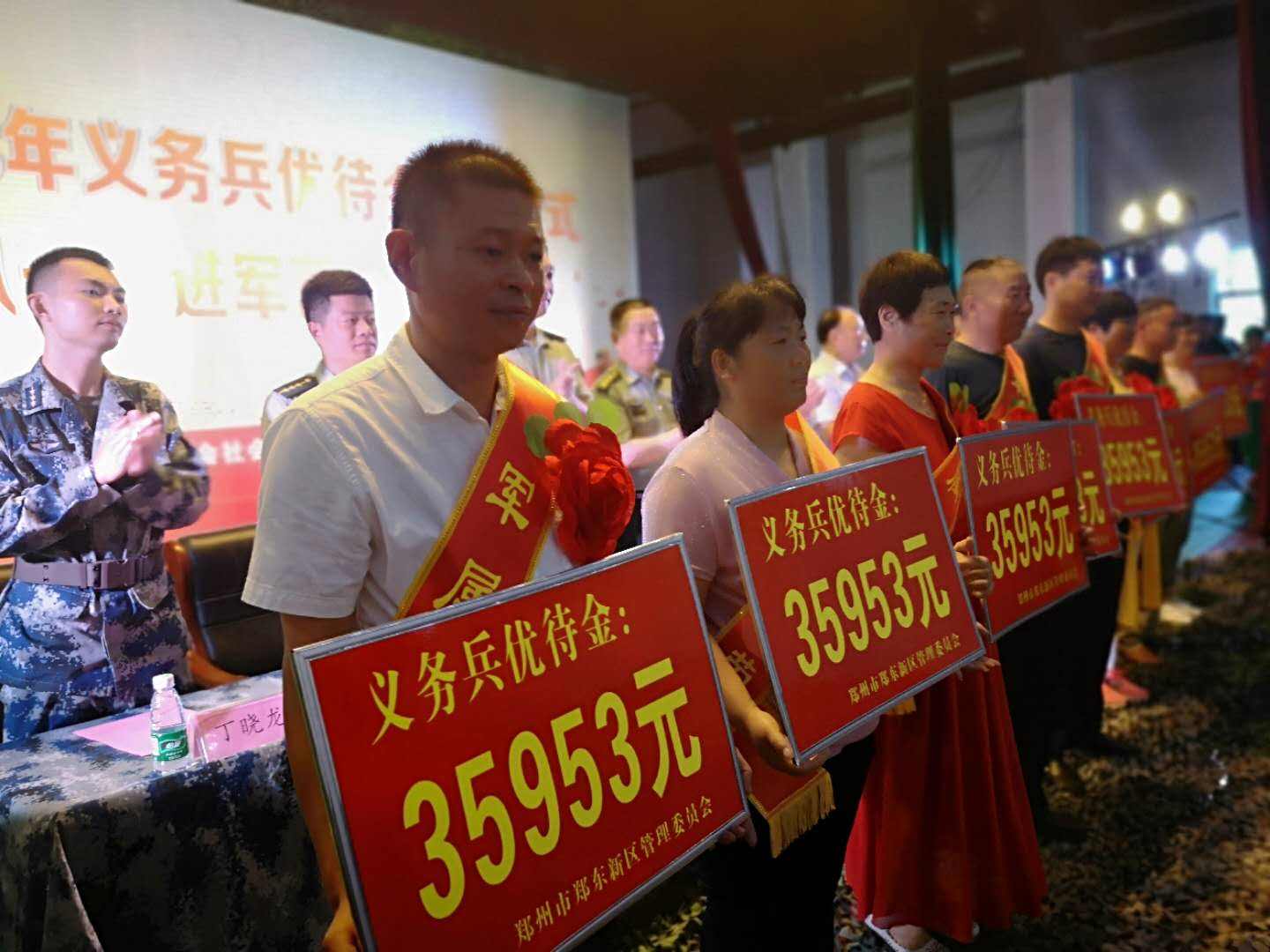 在校大学生当兵,在校大学生当兵2022年政策待遇