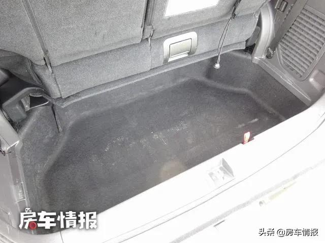 本田MPV变房车，上下班代步能坐7人，周末郊游可供四口人住宿