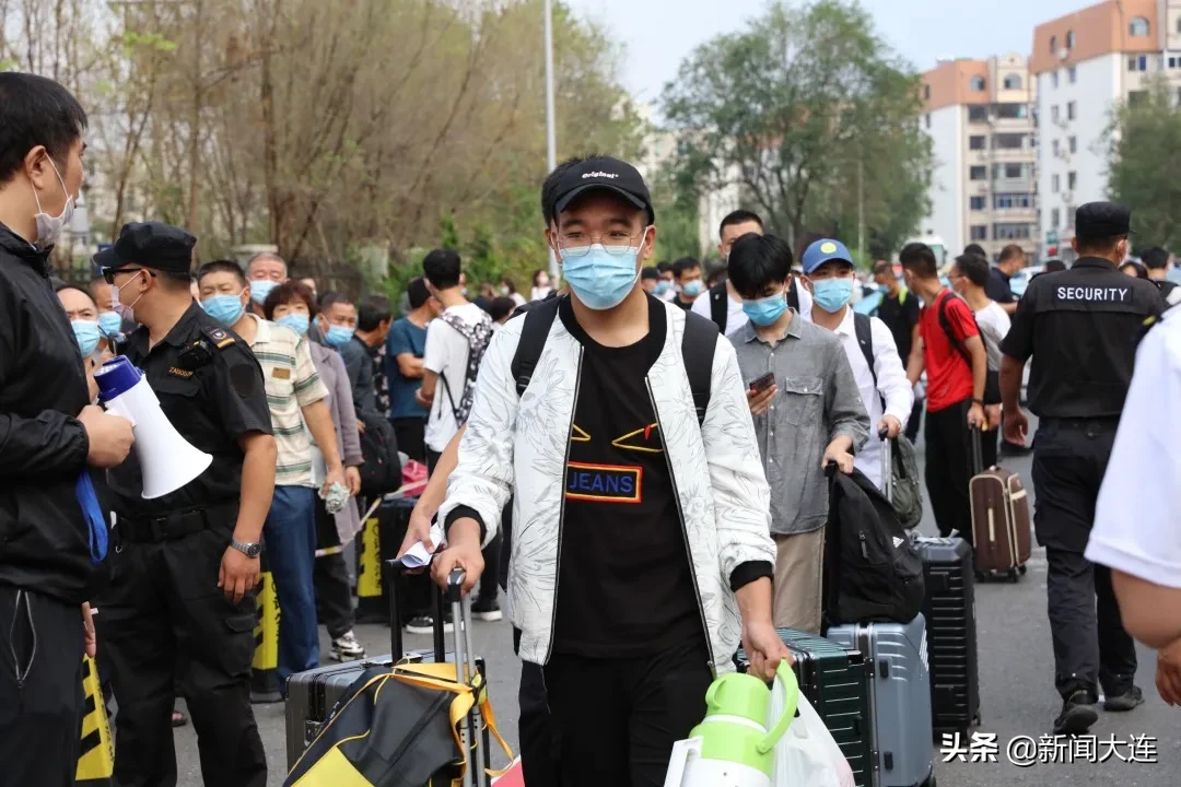 #大连头条#高校开学进行时！终于等到你