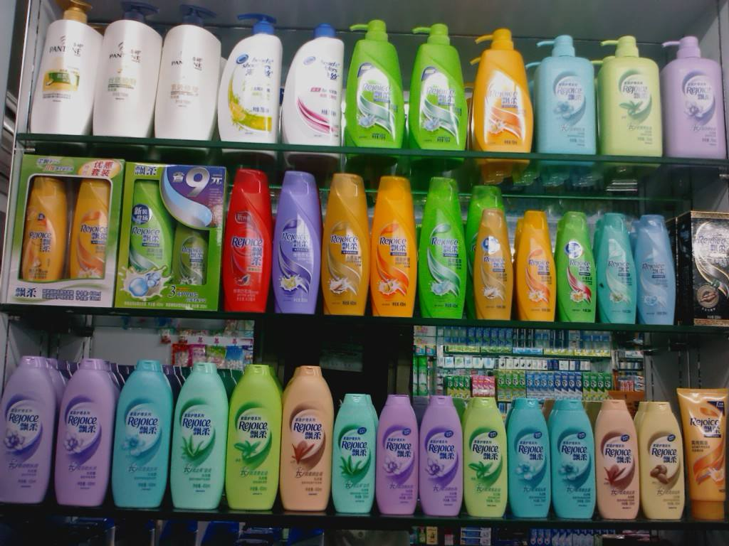 逛超市时碰到这4款洗发水,建议多买几瓶,虽然不贵,但真心好用
