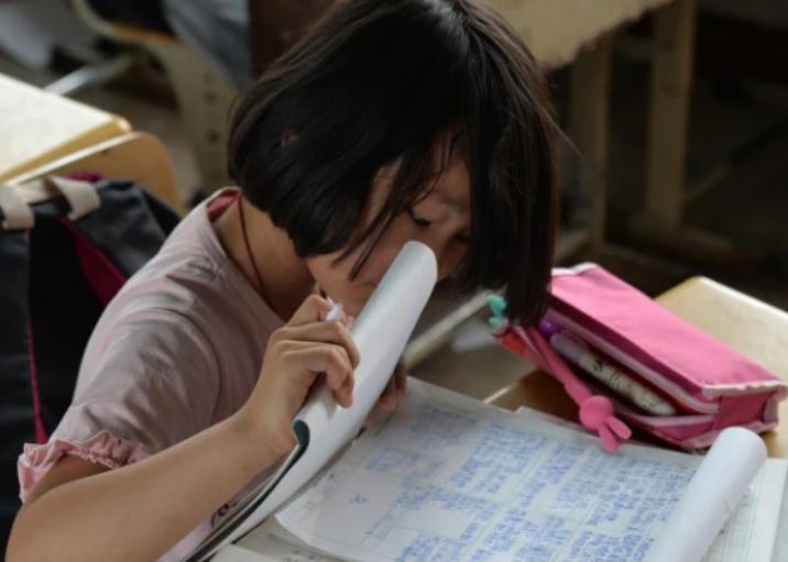 最牛女专科生曹晓洁：高考385分上技校，没毕业就被世界500强录用