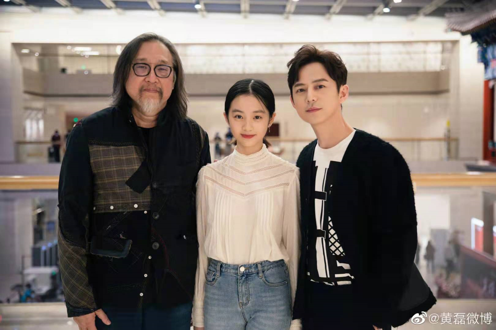 黄磊一家国籍遭质疑！IBS学校只招外籍学生，黄多多是咋入学的？