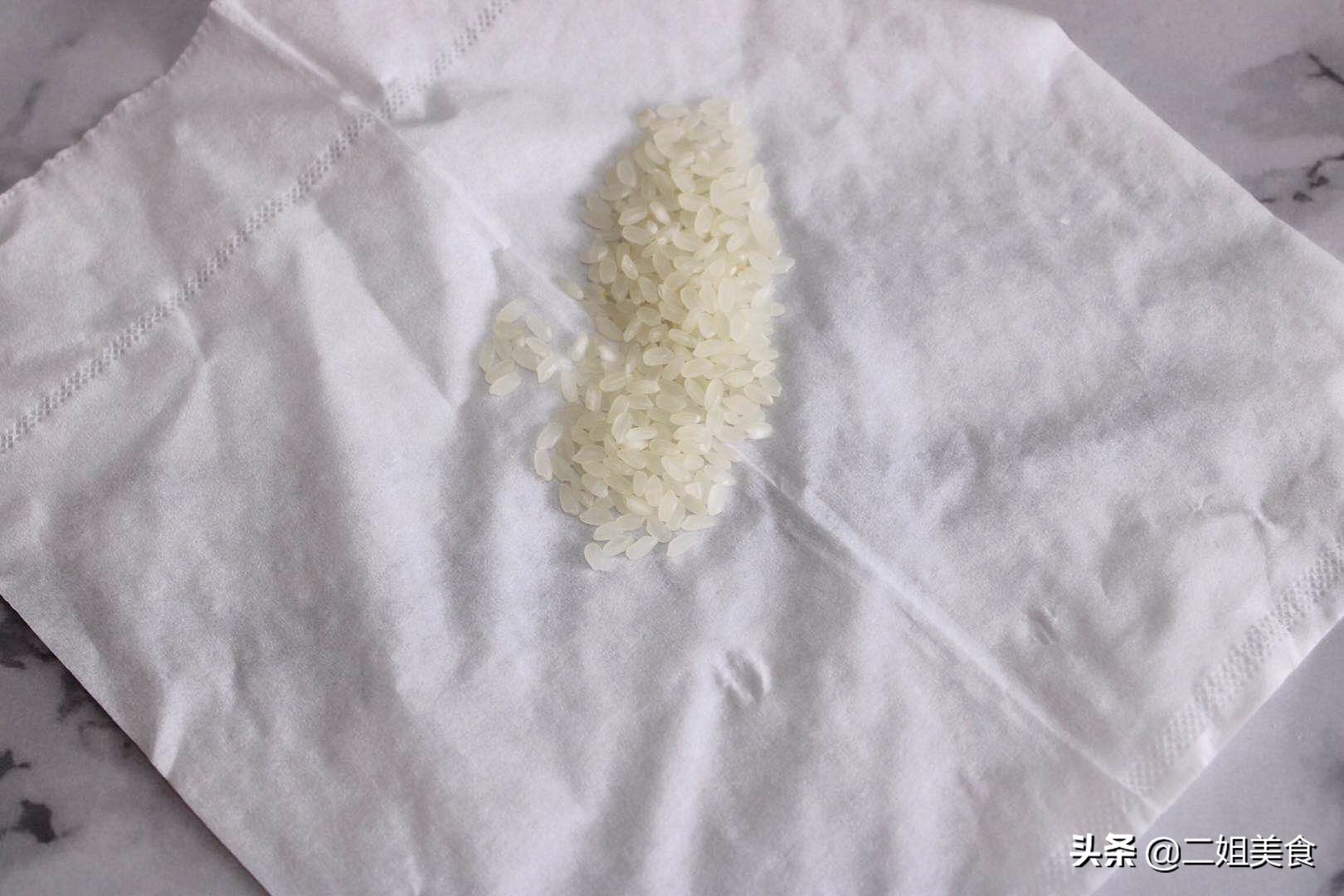 白糖容易结块，教您一招，轻松解决白糖结块问题，不怕白糖受潮了